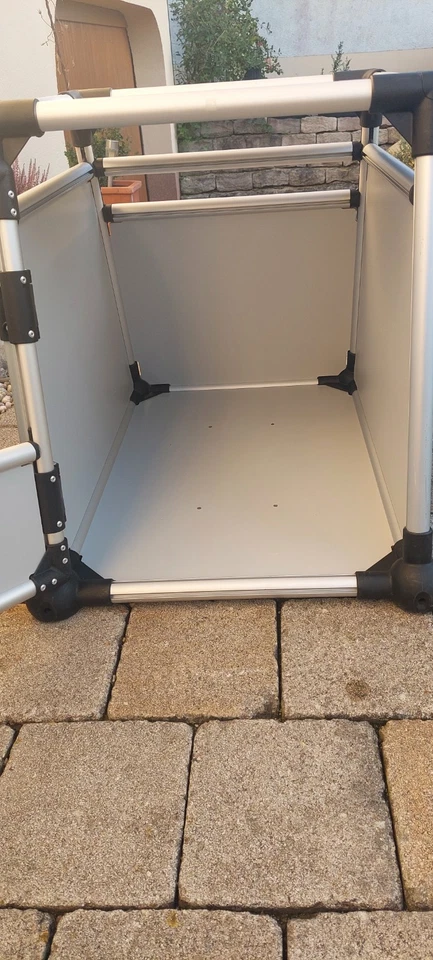 Trixie Hundebox, Alu, Größe S                46 X 56 x 60 cm, nur 3x gebraucht - Bild 2 von 3