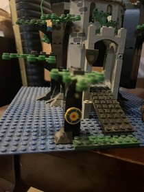 LEGO CASTLE 6077 Forestmen's River Fortress COMPLETE w/ Box and Instructions