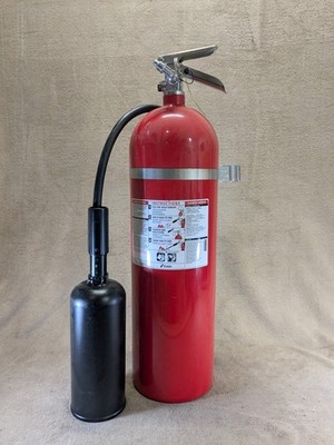 Kiddie PRO PLUS 15 CDM-4 Carbon Dioxide Fire Extinguisher 15 lb 466182