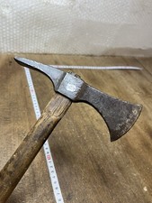 hache outil ancien