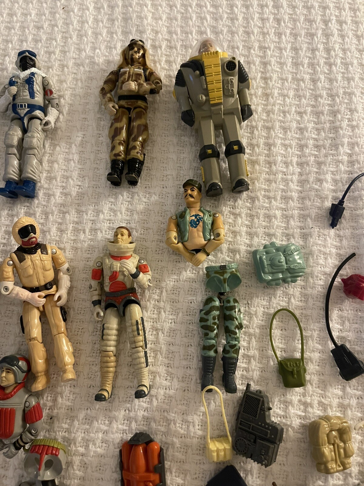 GI Joe 3 3/4 lot vintage 80s action figures With Accessories