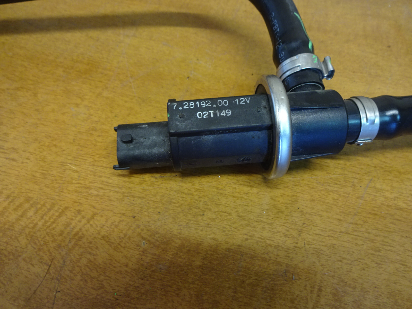 Maserati 4200 Spyder - Pierburg Valve &Tube Complete- P/N 186003