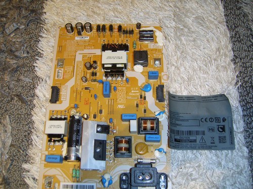 Netzteil BN44-00872D von Fernseher Samsung UE49M5590 Power Supply