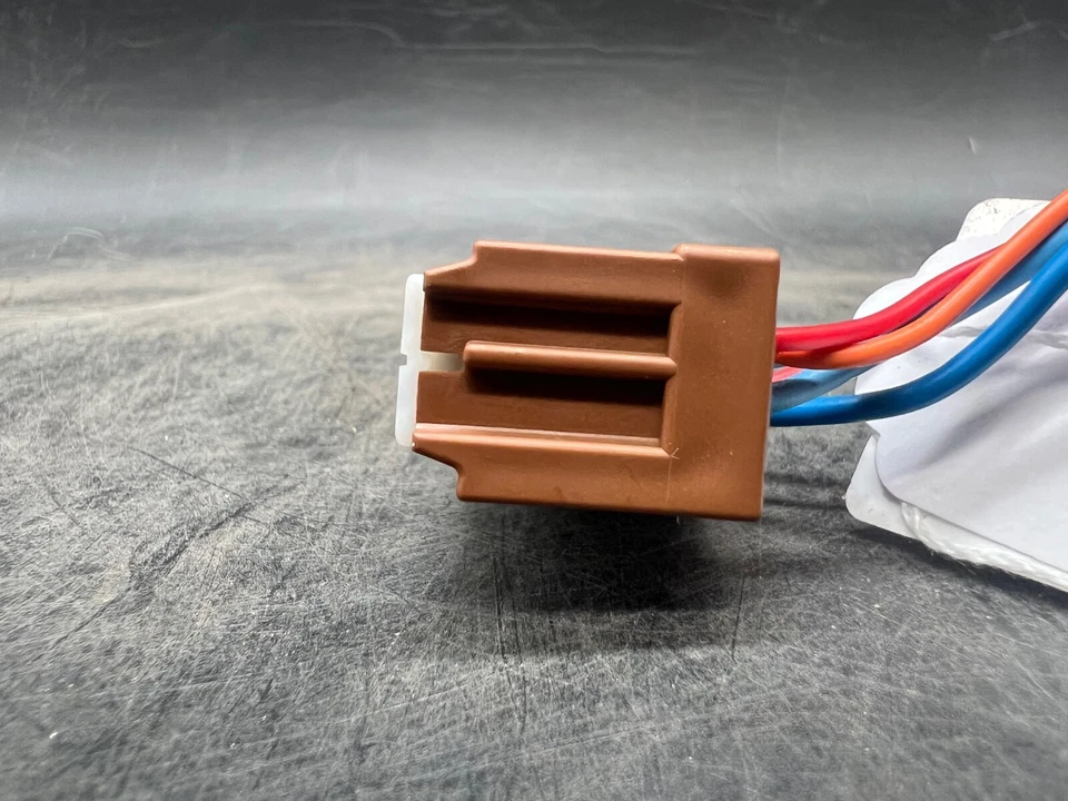 Nissan NV2500 HD 2012-2020 furgoneta OEM caja de fusibles conjunto coleta arnés de cableado Foto 2 de 4