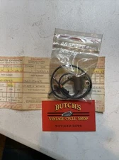 NOS  Honda 33660-306-670 LEFT REAR TURN SIGNAL SOCKET CB CL 175 200 350 360 bx4