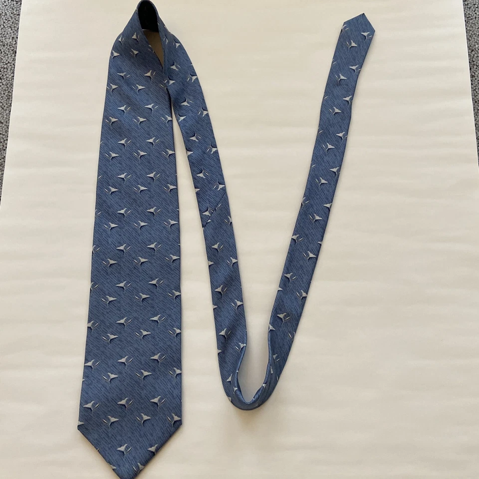 Alexander Julian Colours Mens 100% Silk Tie USA Blue Silver Flowers 3.75 X 57” - Image 4 of 4