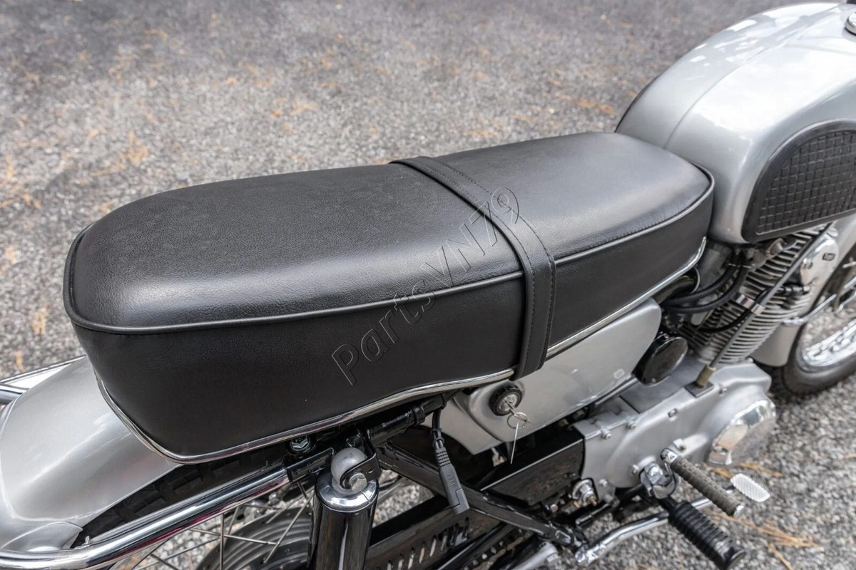 cl72 cl77 シート 62-65 Honda 250 Scrambler CL72 Seat. 1965 Early Model Scrambler