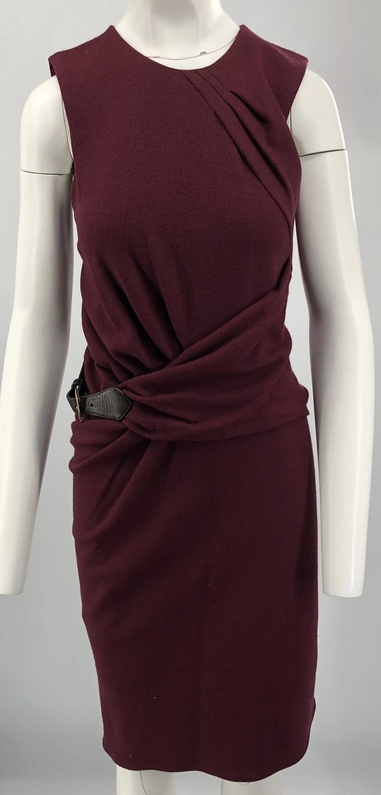 Robe sans manches en laine de Bourgogne Gucci avec boucle ceinture latérale taille L