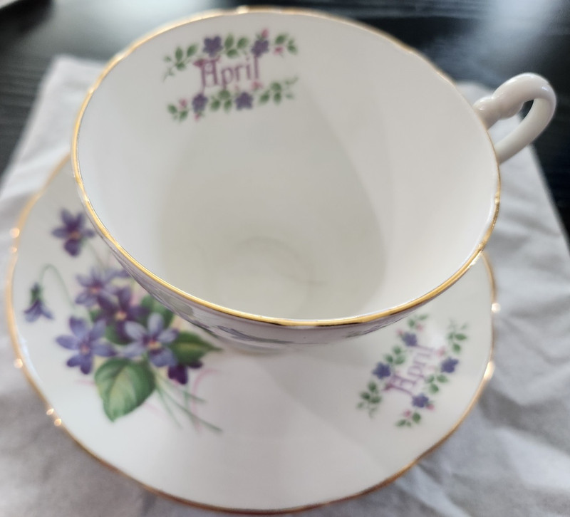 Royal Stuart - England- Bone China April Cup & Saucer - Violets