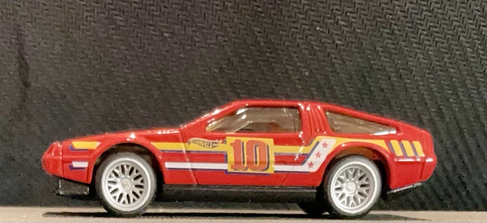 Hot Wheels DMC Delorean ЗАКАЗНЫЕ колеса и шины Real Riders - Изображение 2 из 4