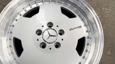 New 17x8 Aero Classic Mercedes AMG Design Silver 5x112 (4 wheels