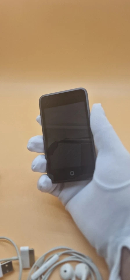 Apple iPod touch 1. Generation – 16 GB – A1213 - Bild 2 von 4