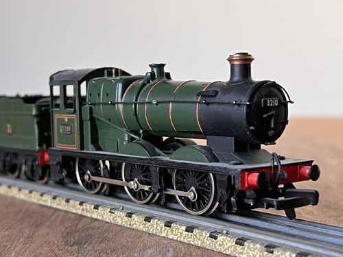 Mainline für Hornby Railways Locomotive Spur OO 2251 Class– No. 3210 BR Green | Zustand: Als Ersatzteil / defekt
