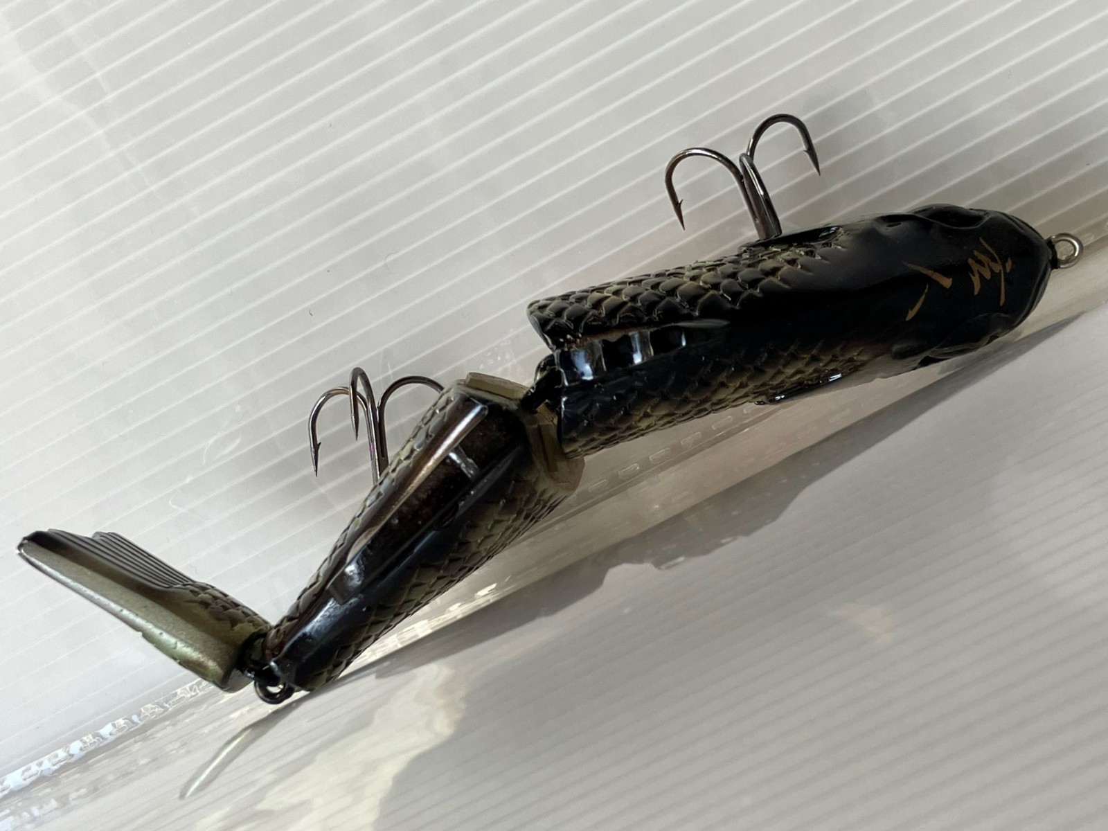 Kurouto Lures Gillra150 – Hand Carved Scale 3-Jointed Swimbait 76g 15cm, Japan - Image 5