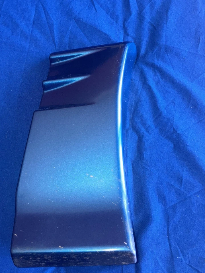 @ Oldsmobile Cutlass Supreme 1992-97 2 puertas guardabarros trasero acampanado efecto suelo KS Foto 2 de 4