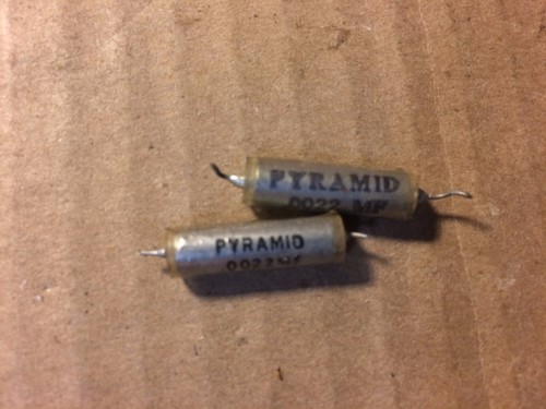 2 Vintage Pyramid .0022 uf 600v PIO Capacitors Vitamin Q Treble Bleed Oil Caps - Picture 2 of 12