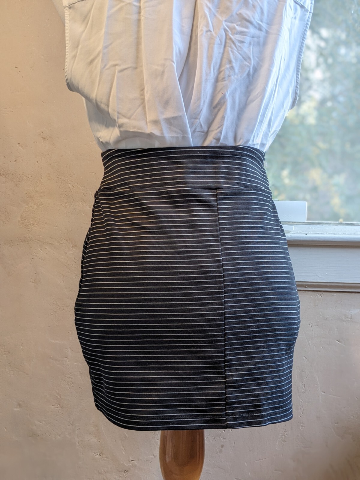 Picture 4 of 5