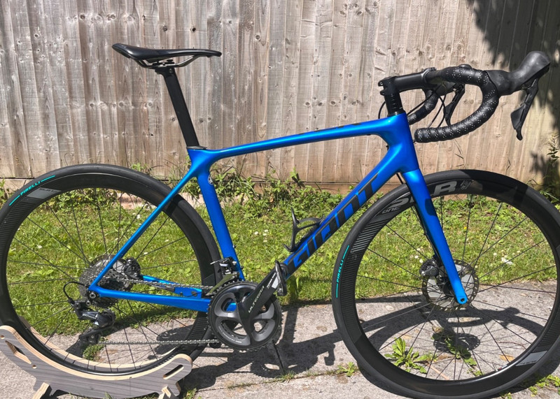 Giant TCR Advanced Pro 1 Ultegra P/Meter Carbon Road Bike 2020 - Large