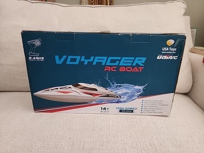 USA Toyz Udi007 Voyager Boat for Pool Lakes and Outdoors 2.4 GHz Remote Control
