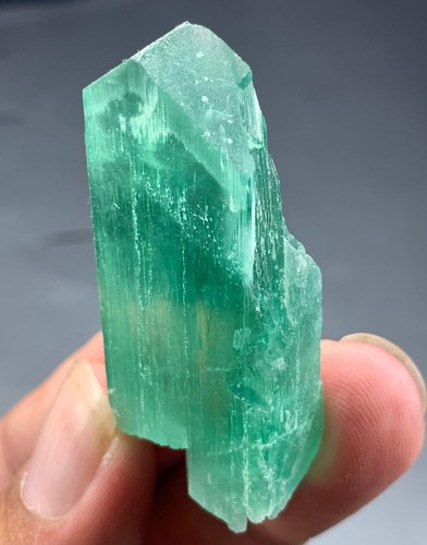 130 cts bellissimo cristallo di kunzite nascosto di alta qualità dall'Afghanistan. - Foto 4 di 6