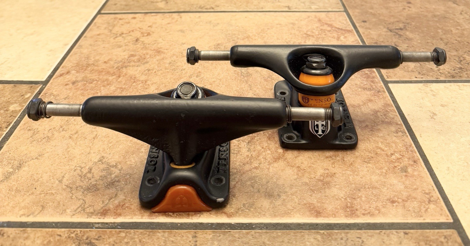 Vintage Tensor Lo Skateboarding Trucks Black 7.63 With Plastic Slider Plates