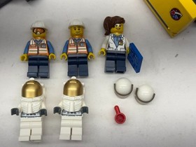LEGO CITY: Spaceport (60080) Complete Manuals Mini Figs