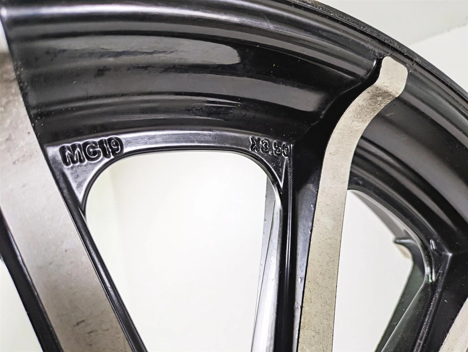 Indian Chieftain Limited 2017 llanta delantera recta 19x3,5 1523059 Foto 4 de 4