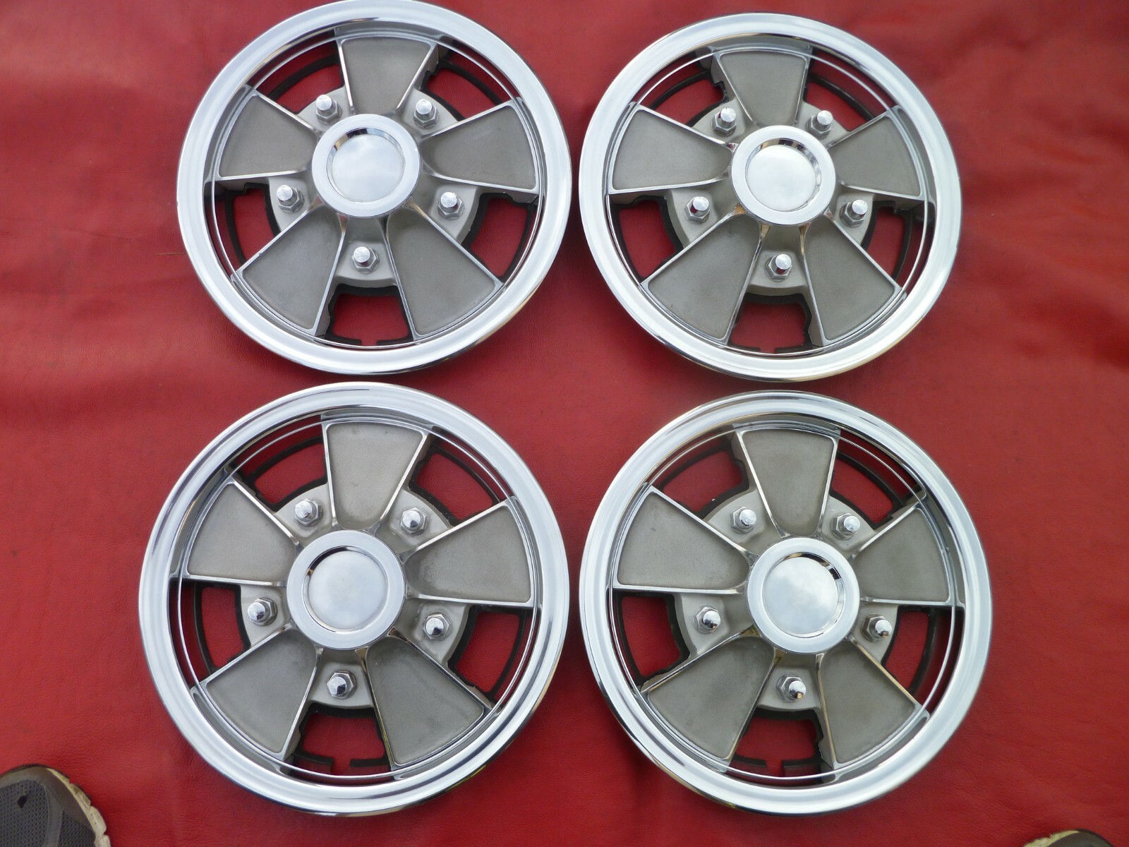 Nova Hubcaps for sale Only 3 left at 60