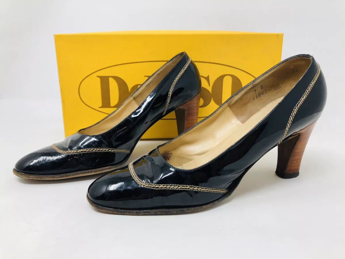 Vintage DeLiso Black Patent Leather Wood Heels Pumps Closed Toe Size 7B MB19