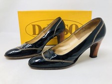 Vintage DeLiso Black Patent Leather Wood Heels Pumps Closed Toe Size 7B MB19