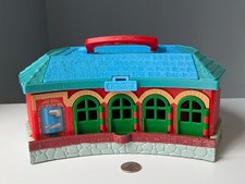 Roundhouse Station Carry Case, Thomas the Tank  Friends Take Along Play 2002