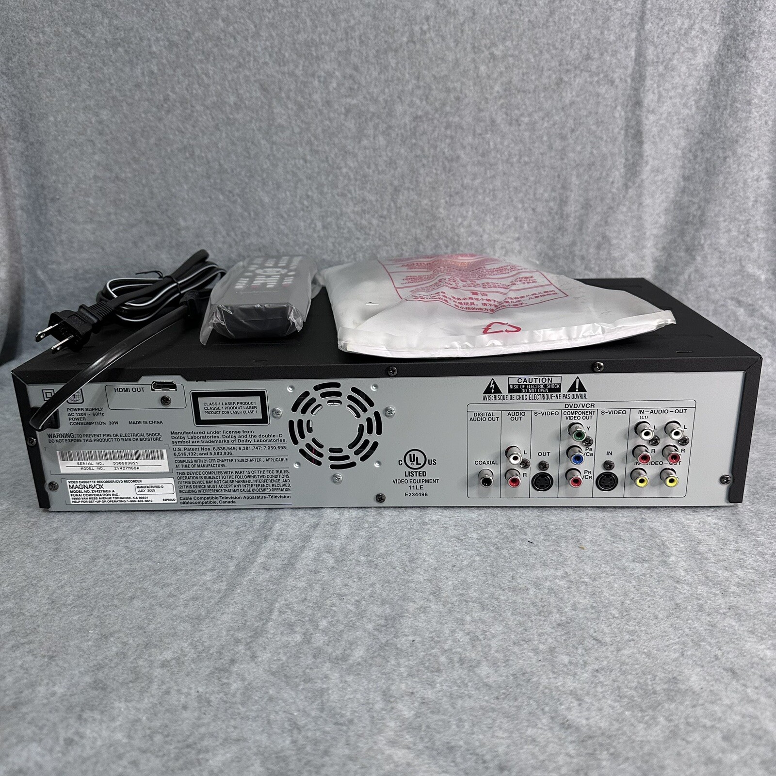 Magnavox ZV427MG9  VCR / DVD Recorder Combo COPY VHS To DVD Brand New No Box