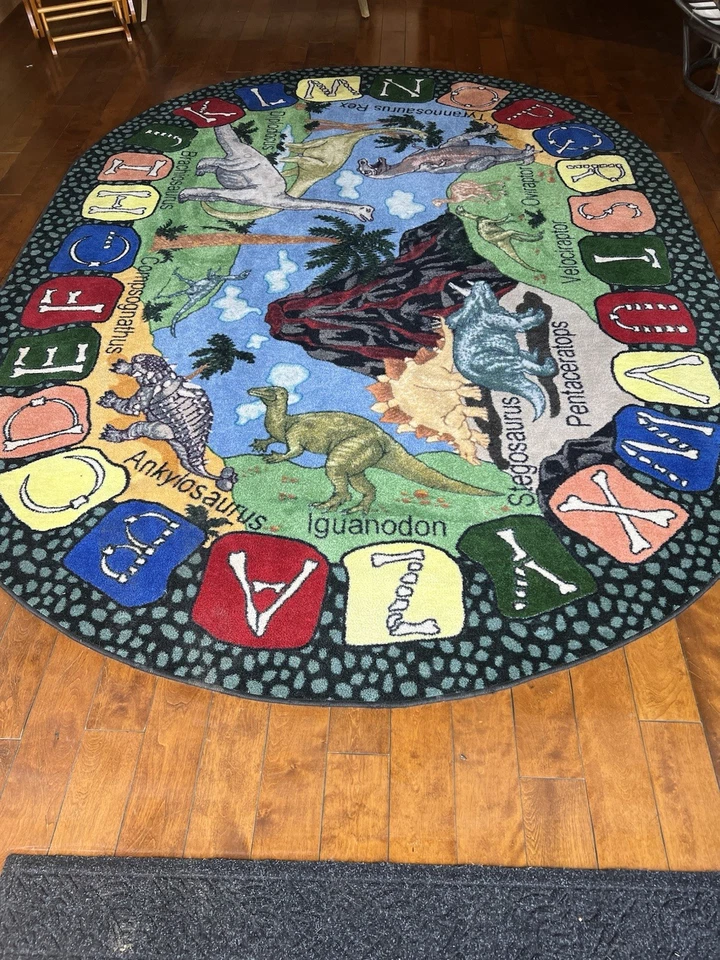 Alfombra grande de dinosaurio ABC (11 pies por 8 pies). Excelente estado, sin envío (recogida) Foto 3 de 4