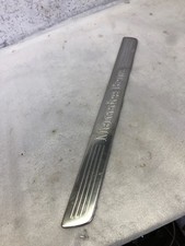 Mercedes-Benz GLA H247 2020 Vorne rechts Einstiegsleiste Zierleiste vorne