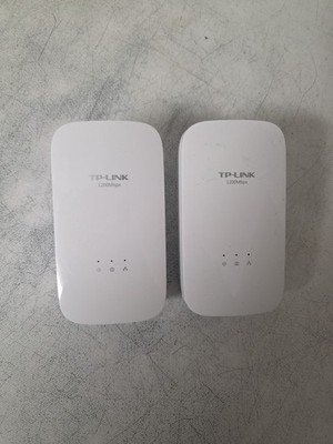 TP-LINK Av1200 Gigabit Passthrough Powerline Kit (Pair) TL-PA8010