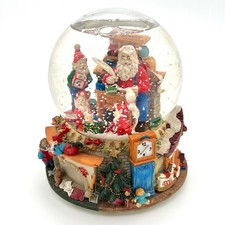 Snow Globe Christmas Santa's Workshop Musical Wind-Up "Wish You Merry Christmas"