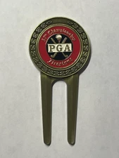 Rare 1975 PGA Championship Divot Tool & 1" Coin Golf Marker - Jack Nicklaus Wins