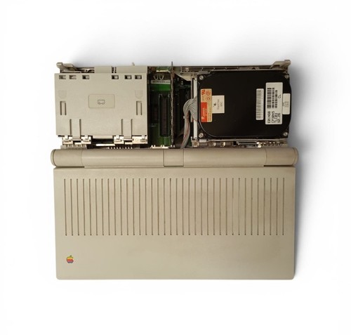 1989 Apple Macintosh Portable M5120 - Picture 11 of 24