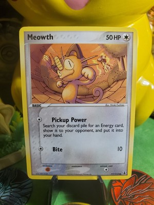 Pokémon TCG Vintage 2005 Meowth 77/113 Delta Species Set Possible 9+ Grade (÷_÷)