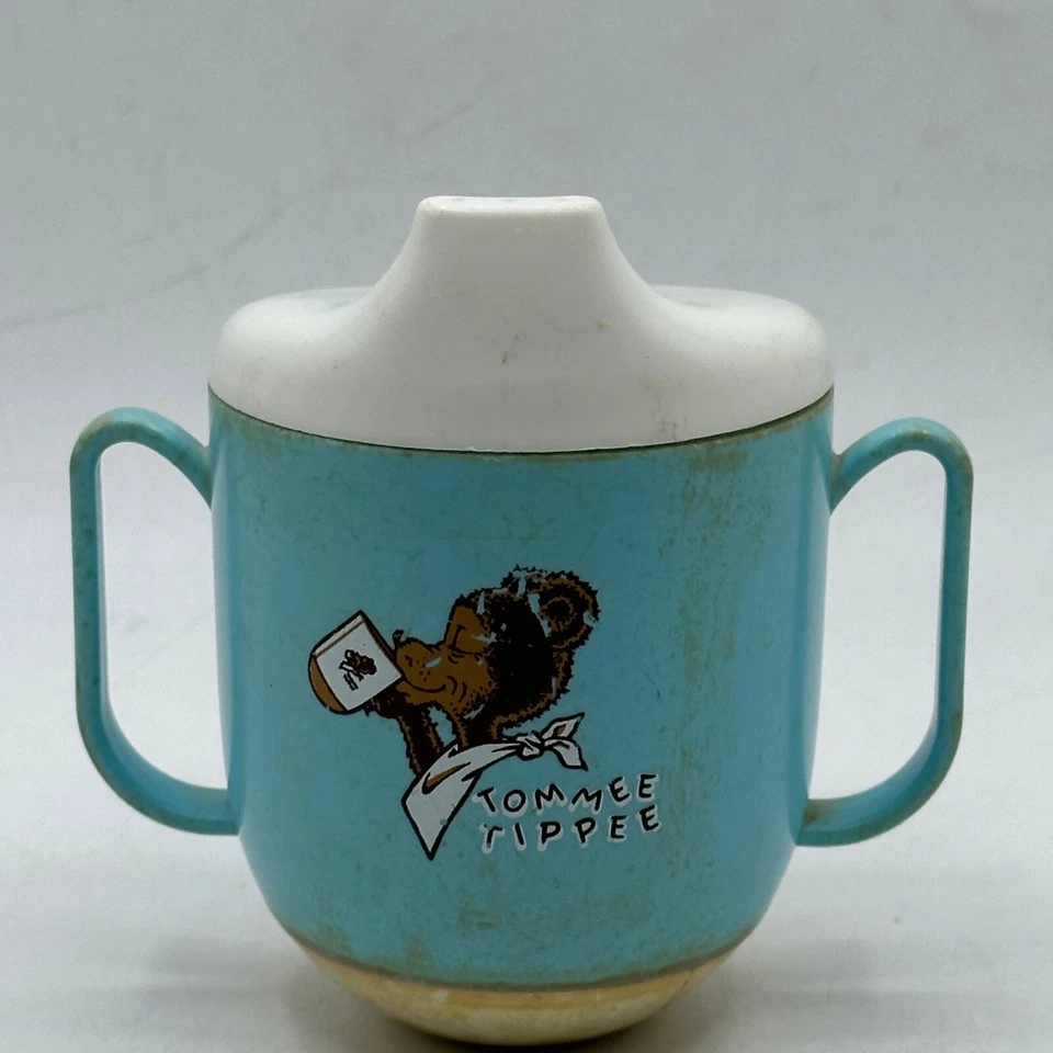 Oso de plástico Westland de entrenamiento ponderado Sippy Cup de colección Tommee Tippee Foto 3 de 4