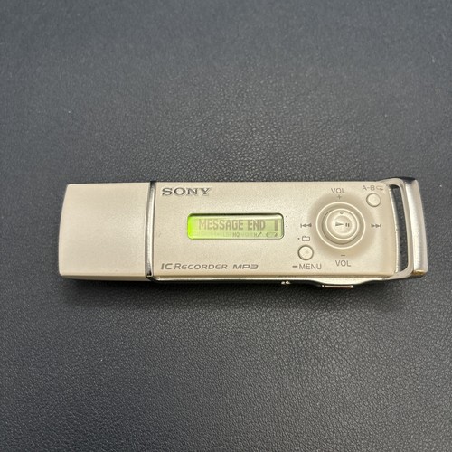 Sony IC Portable Voice Recorder MP3/USB - White ICD-U60 - Working - Picture 2 of 8