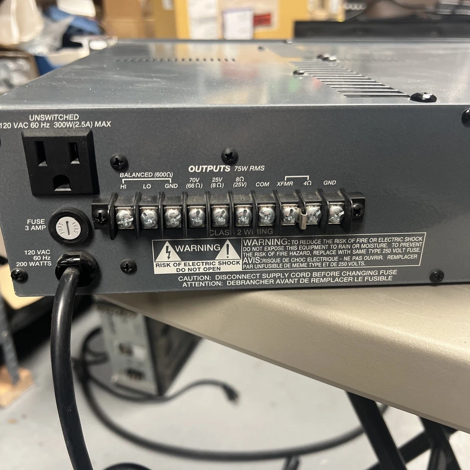 PEAVEY IPA75T Industrial Power Amplifier - Image 4 of 4