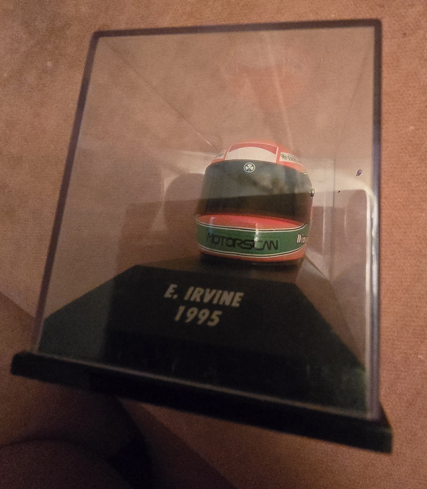 Minichamps Arai Helmet Eddie Irvine 1995 381 950015