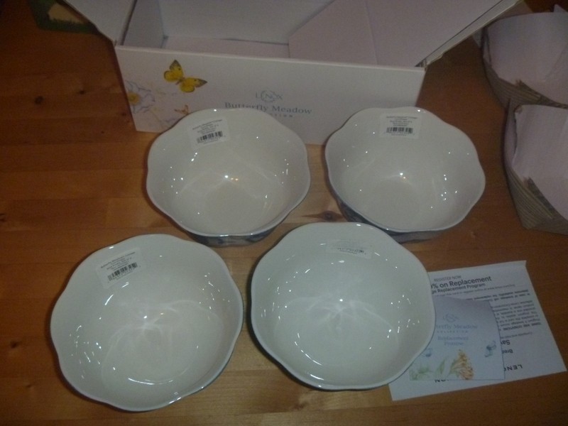 Lenox Butterfly Meadow Collection Cornflower 4 Rice Bowls 1 Of 2 I Am Selling