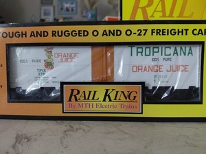 MTH RailKing Tropicana Orange Juice Reefer Car # 278 new in box