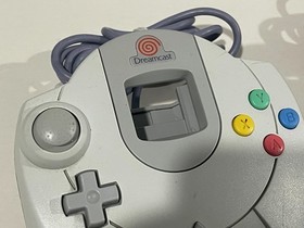 2x Sega Dreamcast Controllers Pair White lot set NTSC SEGA HKT-7700