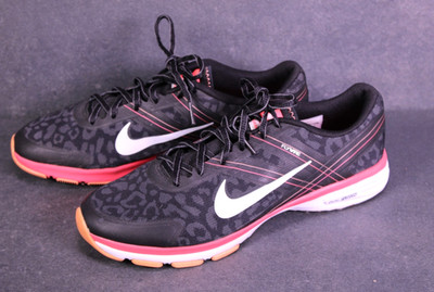 Nike Sneaker Dual Fusion TR 2 Damen  Sportschuhe Gr. 42 schwarz pink Mesh BS904