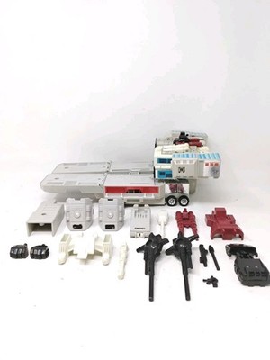 Transformers G1 Bases: Metroplex - Vintage Battle Station Playset (1986)