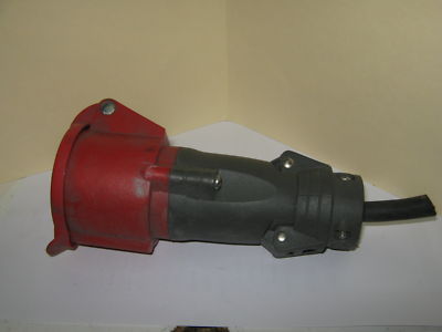 HYPRA LEGRAND 522 83 3P 16A-6H 380/415 VAC SOCKET