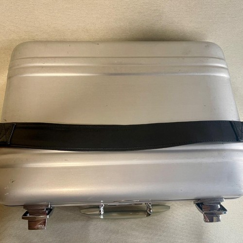 Zero Halliburton Aluminum Case with Genuine Leather Strap - Picture 6 of 13